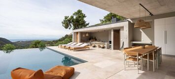 Modern Villa for rent in Benahavis