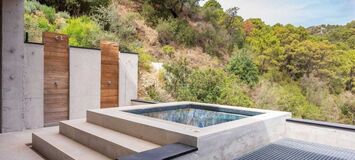 Villa moderna en alquiler en Benahavis