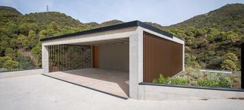 Modern Villa for rent in Benahavis