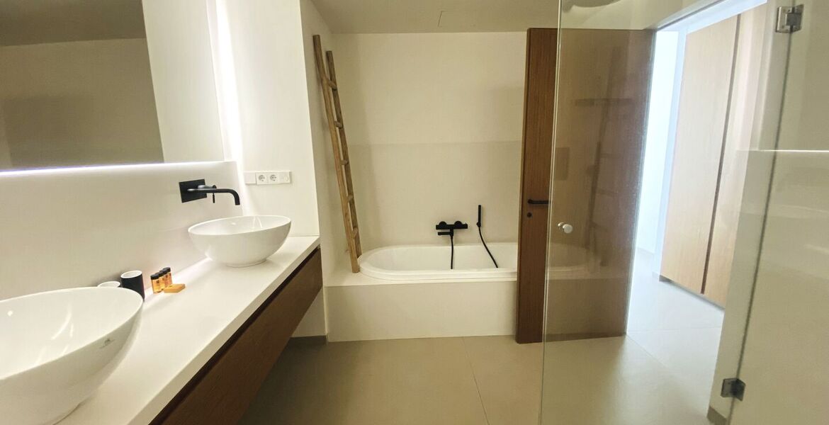 Appartement de luxe de 3 chambres à Marina Puente 