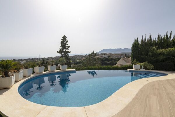 Villa for rent in Marbella