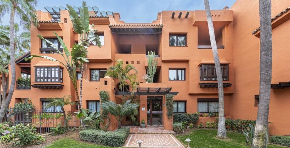 Luxury apartment in Nueva Andalucia