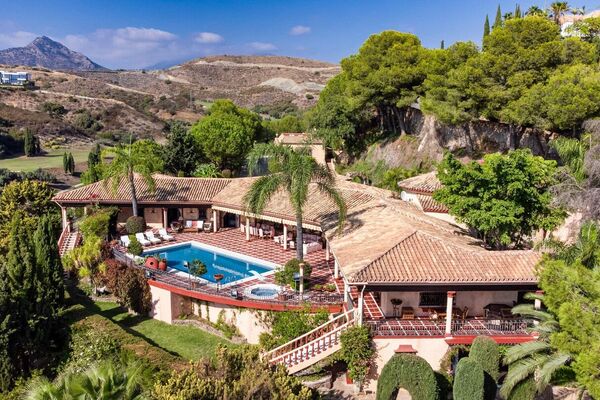 Villa de lujo en alquiler en Estepona