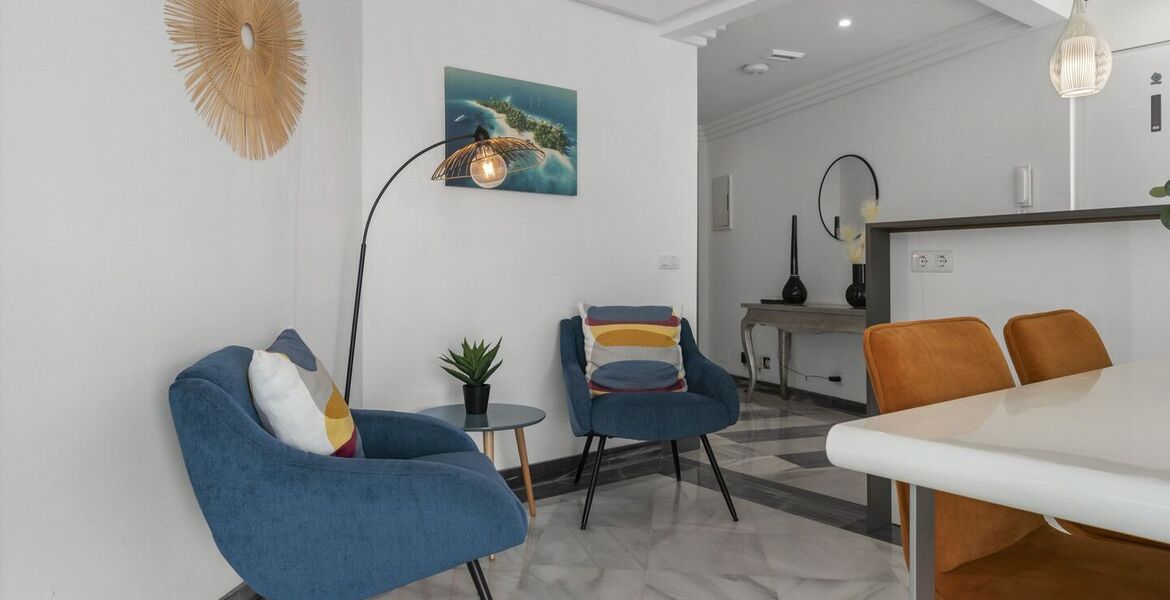 Apartamento junto a la playa con vistas al mar