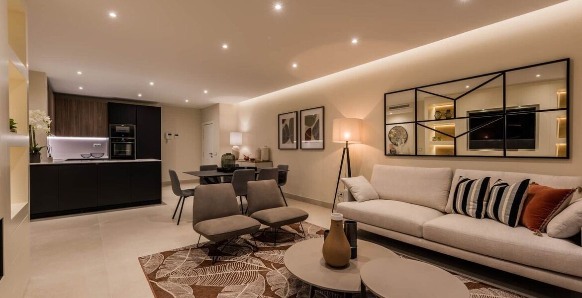 Frontline Luxury Apartment