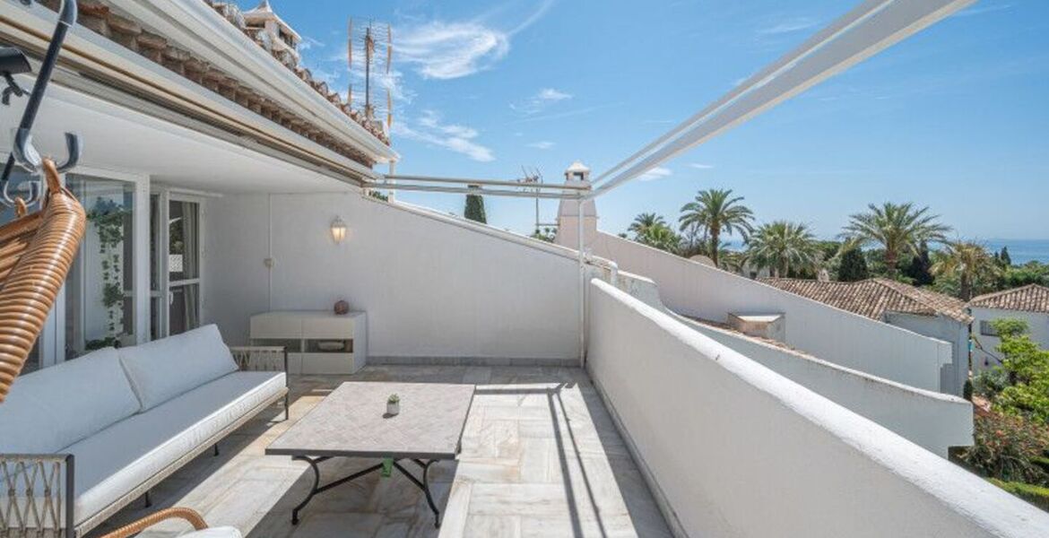 Townhouse for rent in Golden Mile