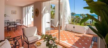 Apartment beachfront close to Laguna Banus