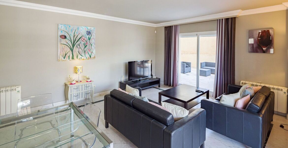 Apartment for rent in Puerto Banus