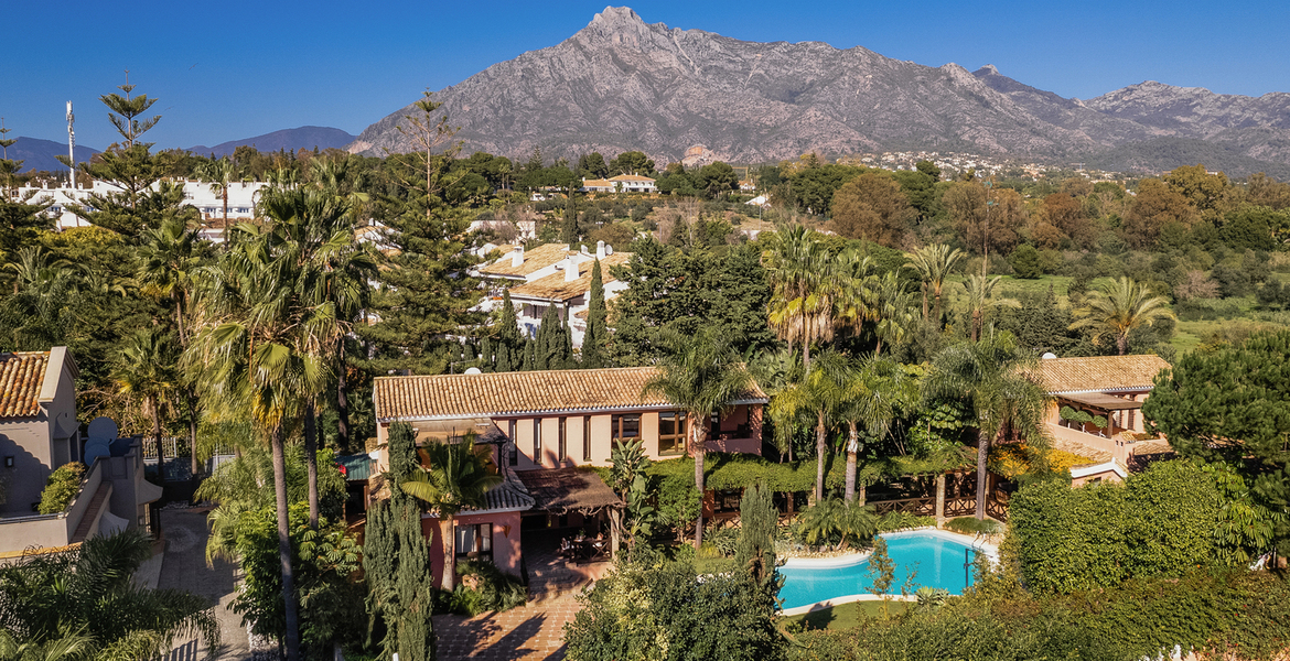 LUXURY VILLA IN MARBELLA  
