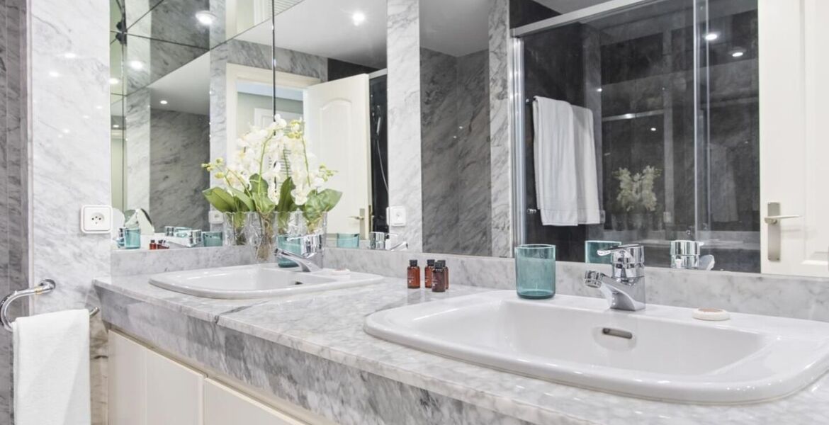 Apartment for rent in Puerto Banus