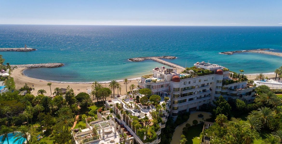 Penthouse Gray D’Albion Puerto Banus MARBELLA