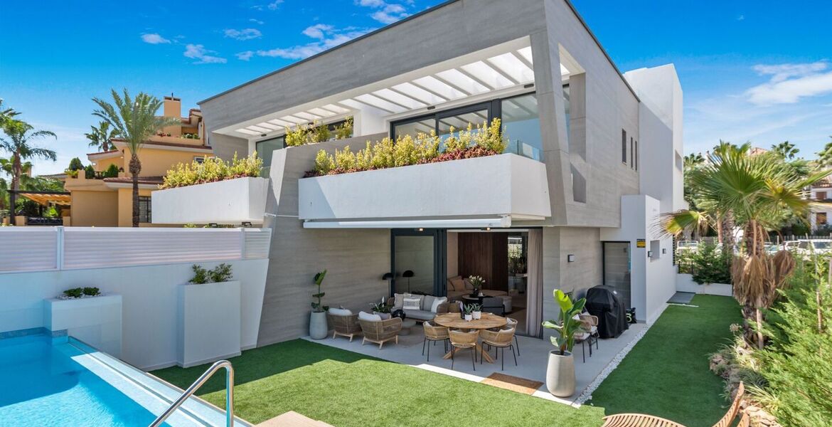 Townhouse for rent in Nueva Andalucia Marbella