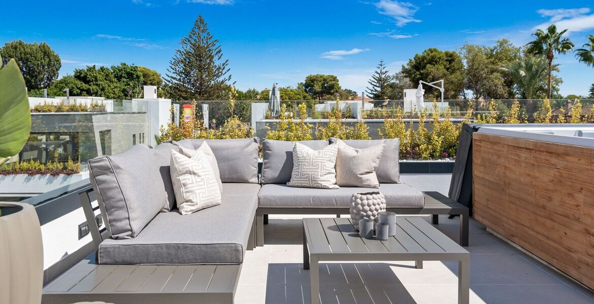 Townhouse for rent in Nueva Andalucia Marbella