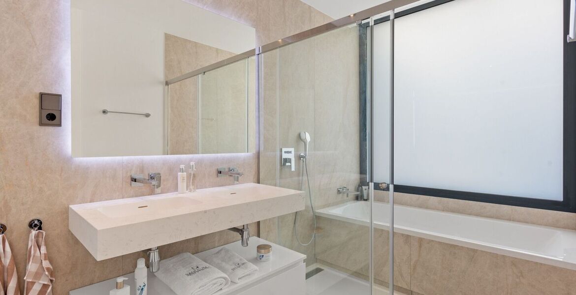 Townhouse for rent in Nueva Andalucia Marbella