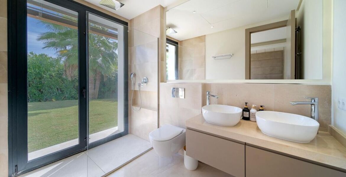 Villa for rent in Estepona