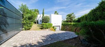 Villa for rent in Estepona