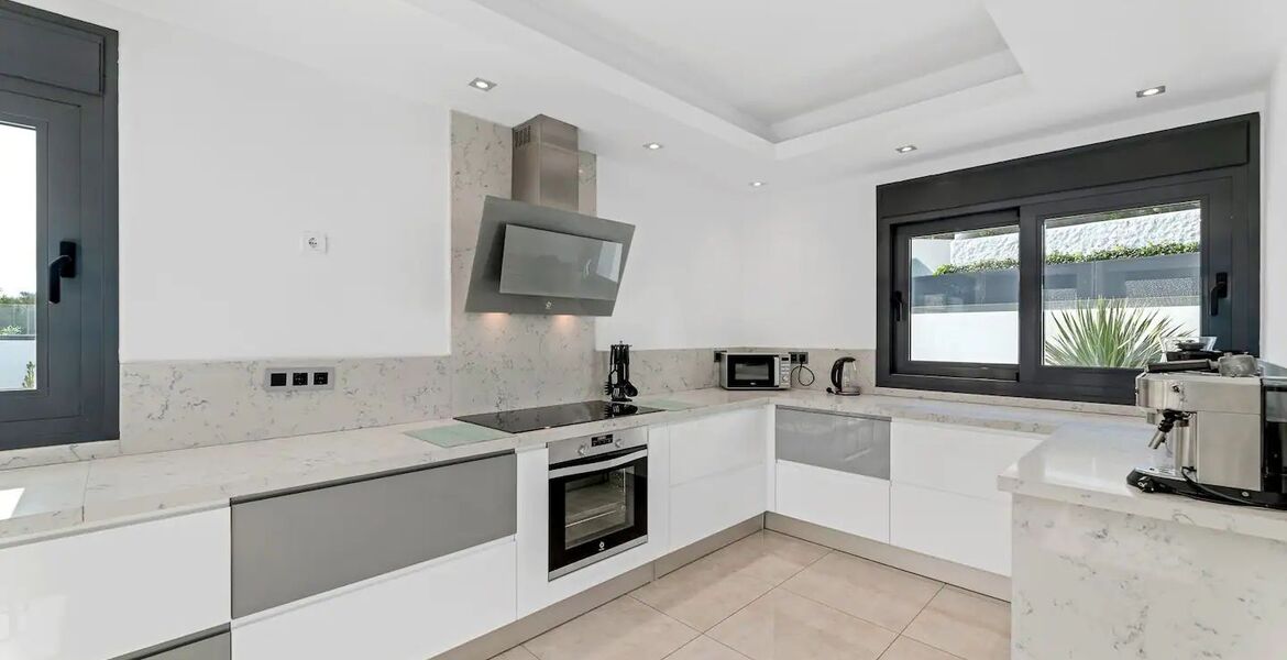 Villa for rent in Puerto banus