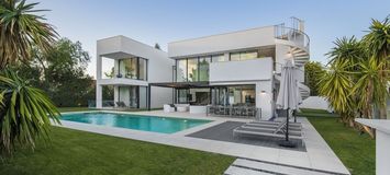 Luxury villa near Puerto Banus