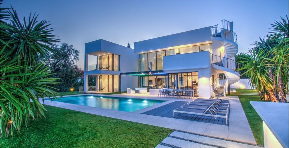 Luxury villa near Puerto Banus