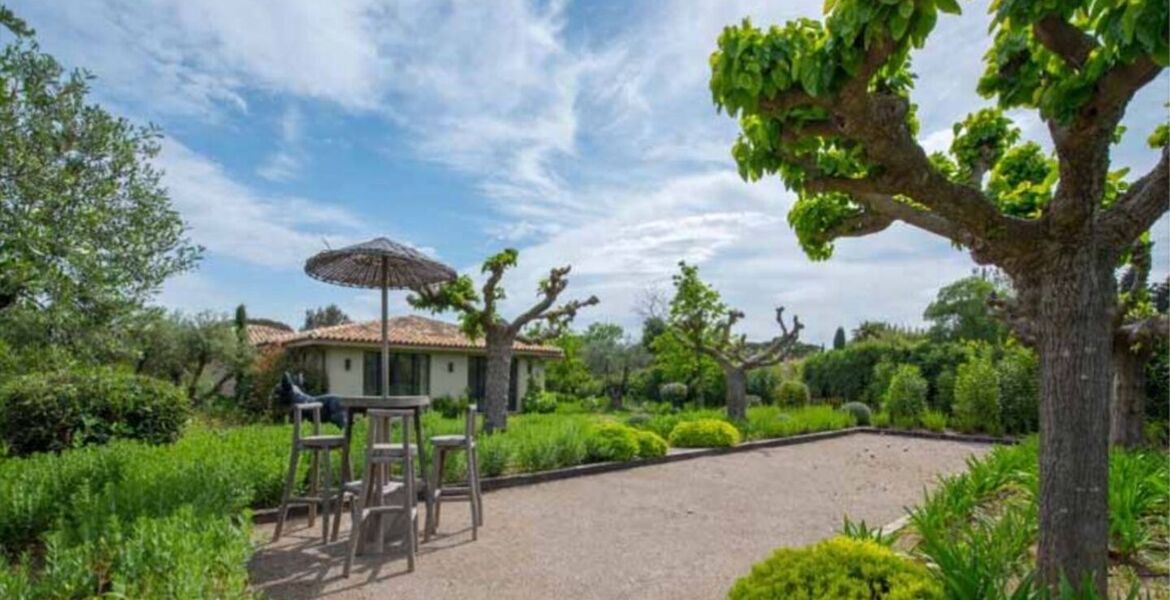 Domaine d'Exception avec Trois Villas