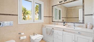 Luxury Villa in Marbella with Pool and Close to the Beach
