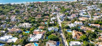 Luxury Villa in Marbella with Pool and Close to the Beach