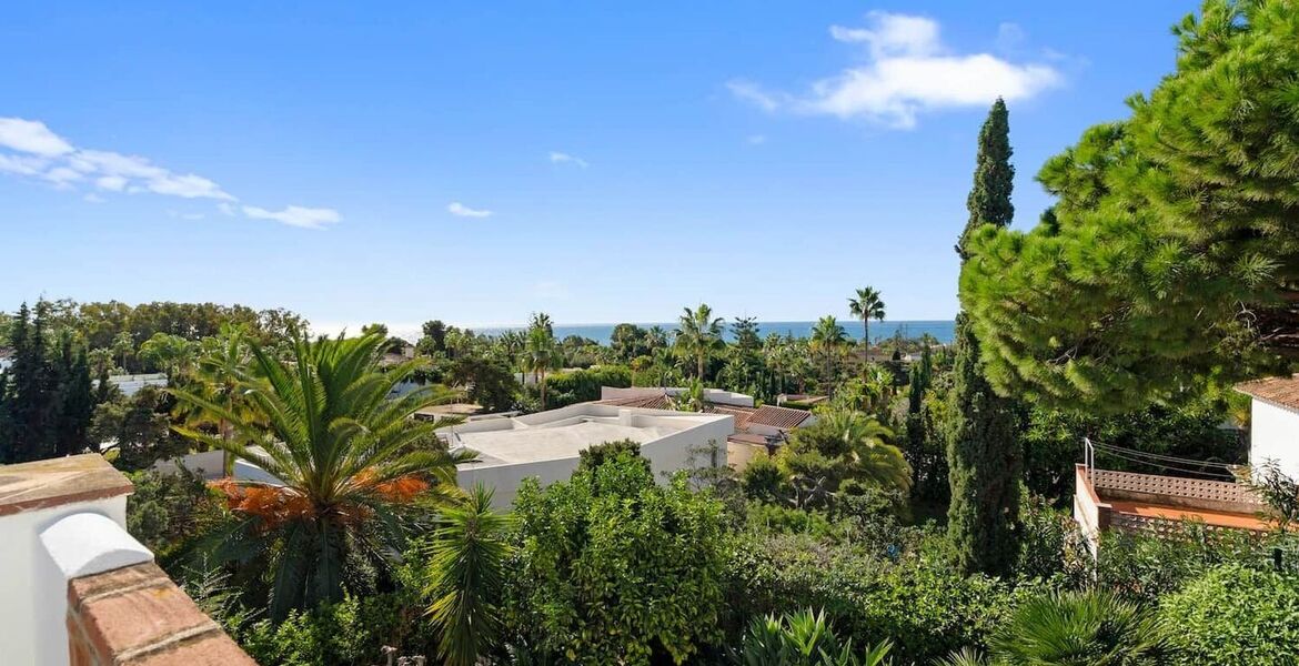 Luxury Villa in Marbella with Pool and Close to the Beach