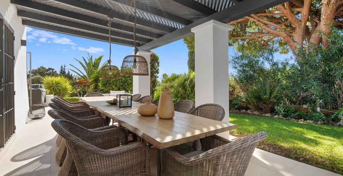 Luxury Villa in Marbella with Pool and Close to the Beach