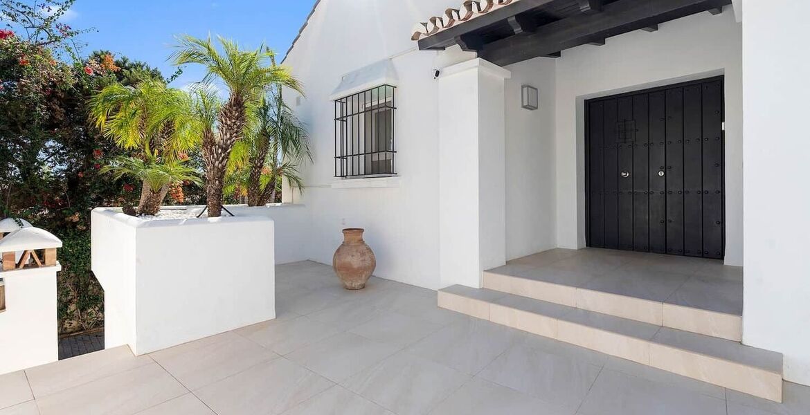Luxury Villa in Marbella with Pool and Close to the Beach
