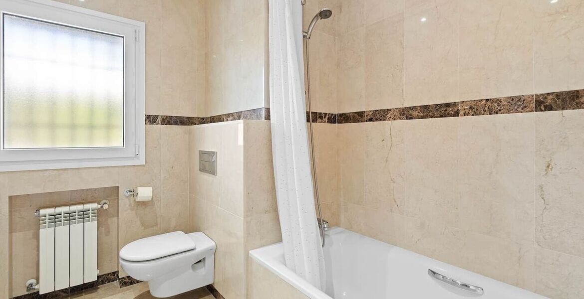 Luxury Villa in Marbella with Pool and Close to the Beach