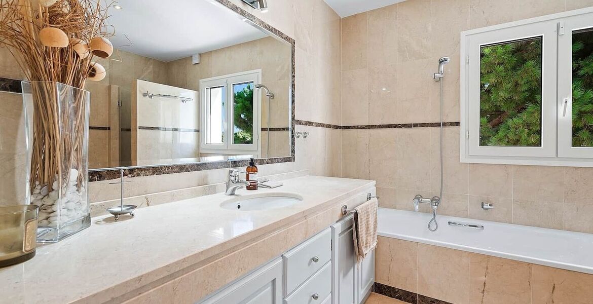 Luxury Villa in Marbella with Pool and Close to the Beach