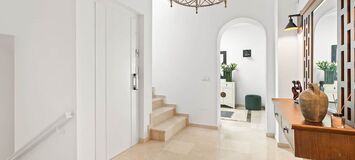 Luxury Villa in Marbella with Pool and Close to the Beach