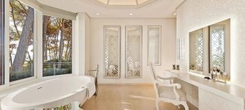 Beachfront Villa on Marbella's Golden Mile