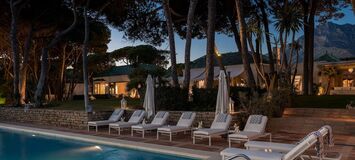 Beachfront Villa on Marbella's Golden Mile