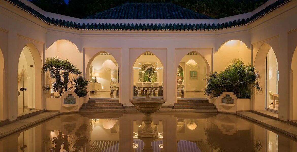 Beachfront Villa on Marbella's Golden Mile
