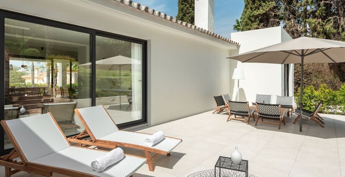 Вилла в El Paraíso Estepona с потрясающим видом