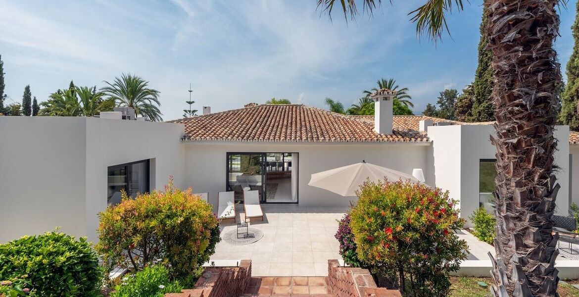 Вилла в El Paraíso Estepona с потрясающим видом