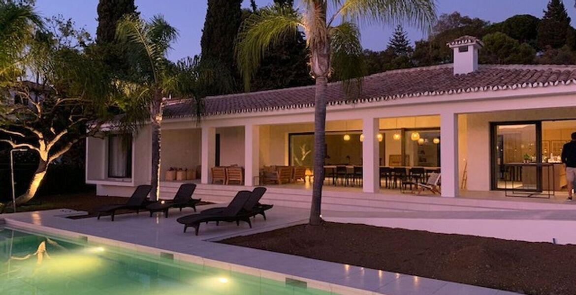 Вилла в El Paraíso Estepona с потрясающим видом