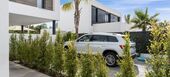Luxury Frontline Golf Villa with Modern Elegance