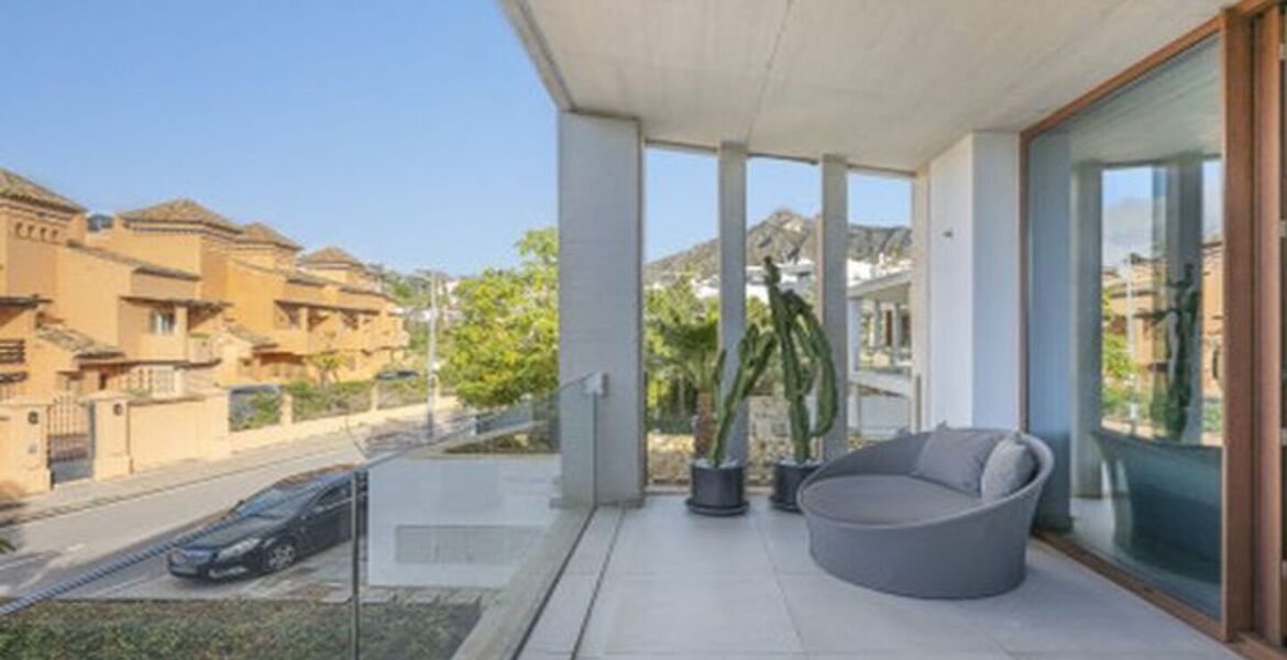 Maison de Ville Exclusive de 4 Chambres sur le Golden Mile