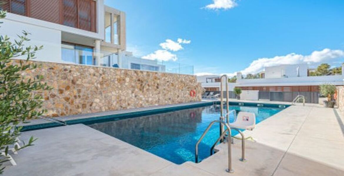 Maison de Ville Exclusive de 4 Chambres sur le Golden Mile