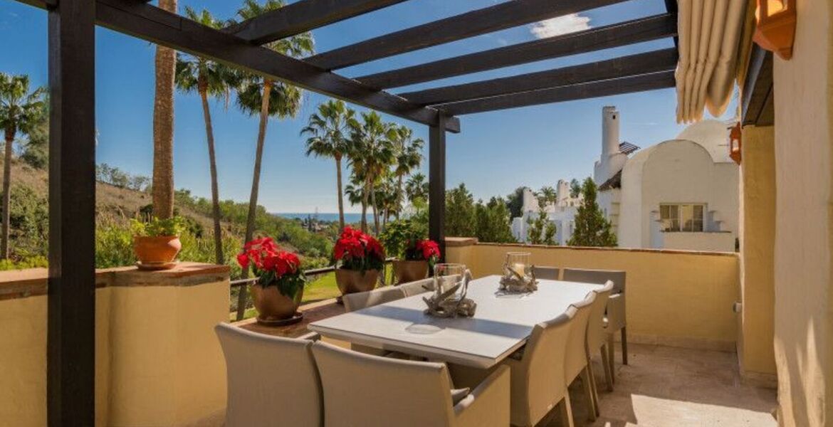 Elegant Duplex Penthouse in Marbella's Golden Mile
