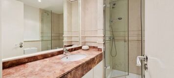 Elegant Duplex Penthouse in Marbella's Golden Mile