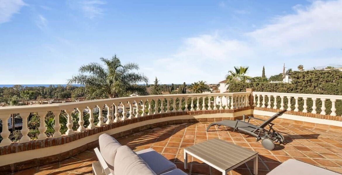 Superbe Villa dans un Cadre Paisible à Marbella