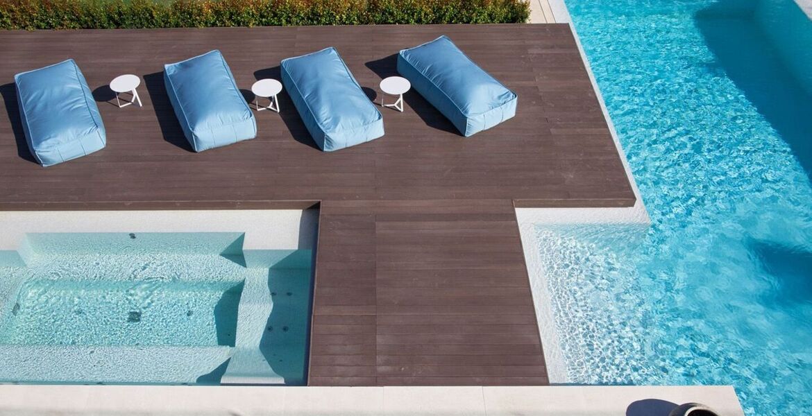 Luxury Villa for rent in Marbella Rio Verde Beach 