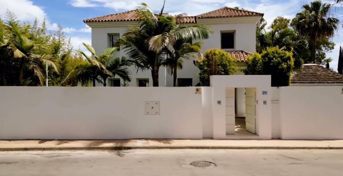 Villa en alquiler en Guadalmina Baja Marbella