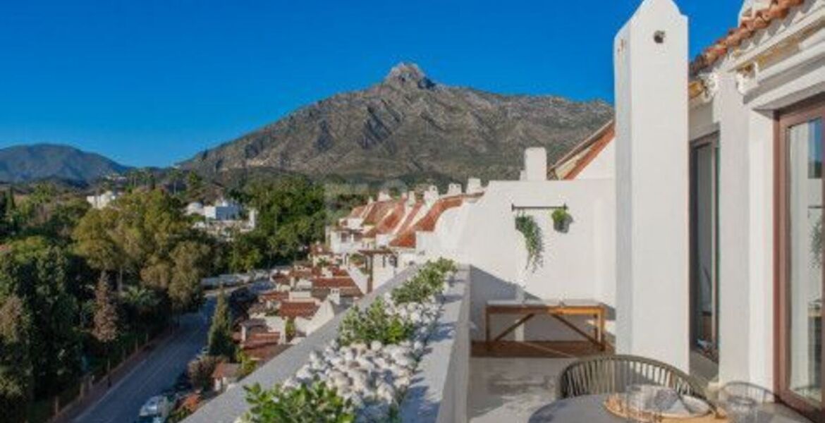 Duplex Penthouse for rent in Golden Mile Marbella