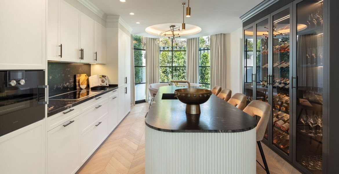 Luxury villa for rent in Marbella Golden Mile