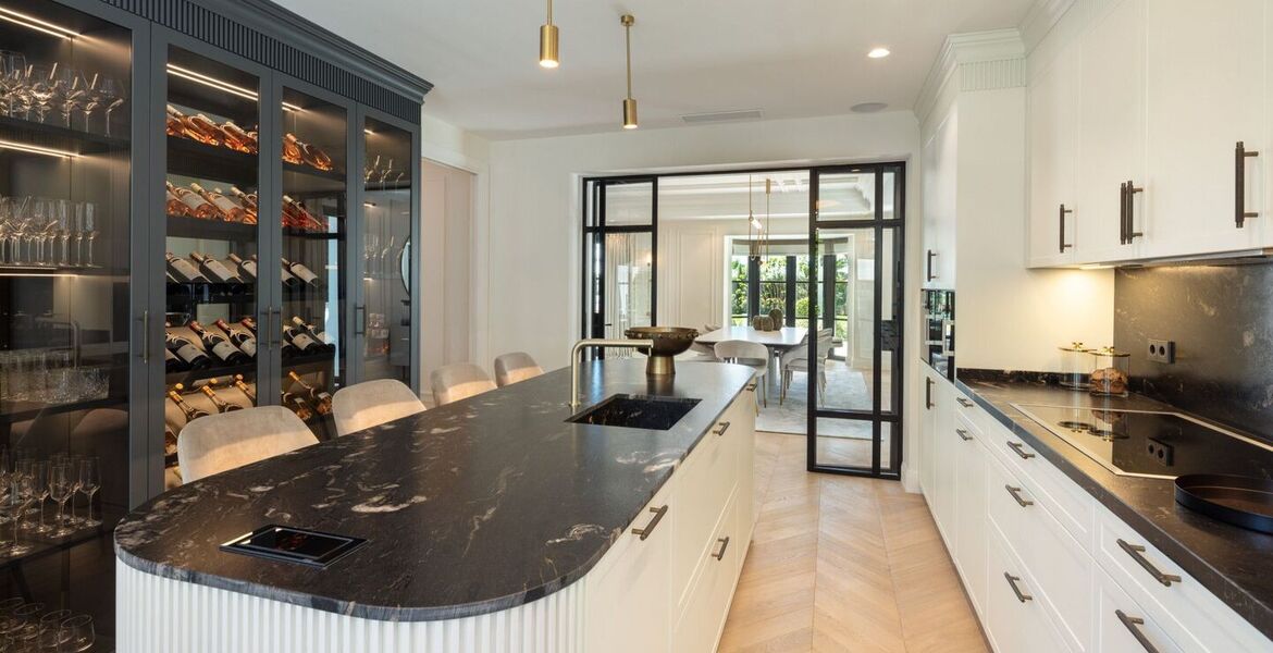 Luxury villa for rent in Marbella Golden Mile