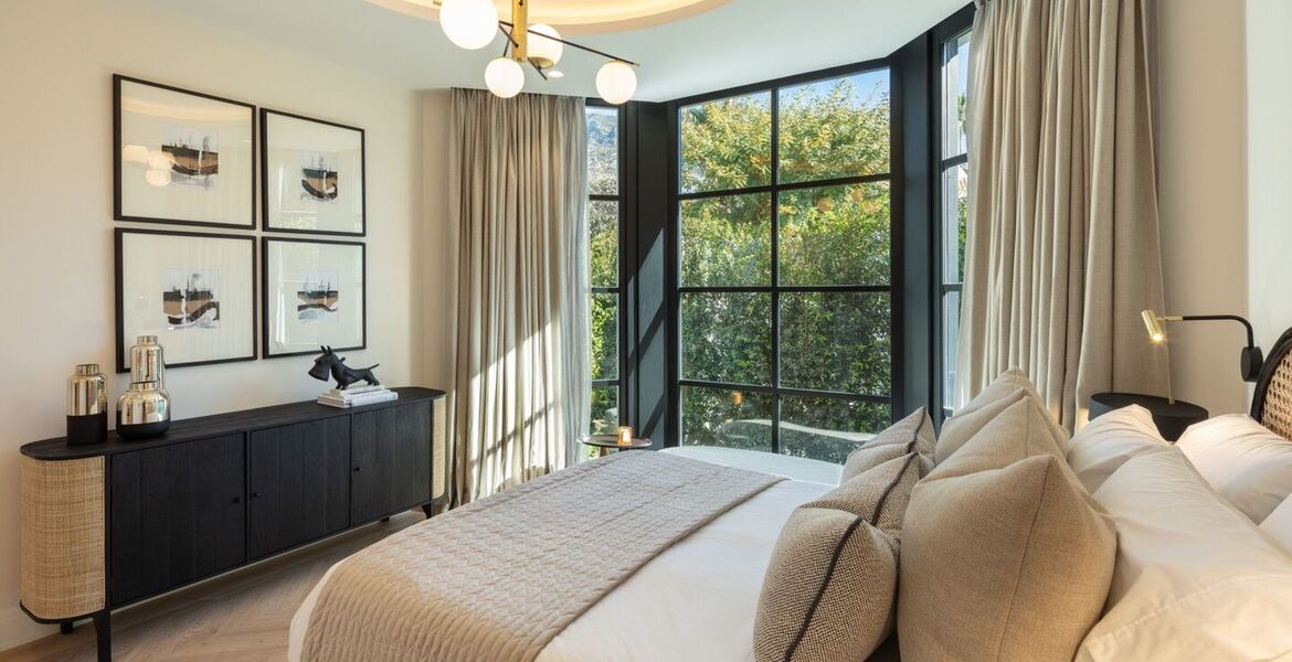 Luxury villa for rent in Marbella Golden Mile